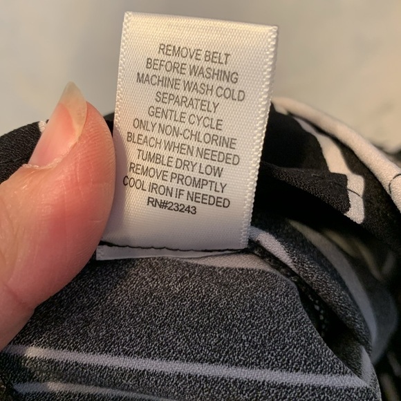 New York & Company Black and White Striped maxi skirt high slit XL paper bag - Picture 7 of 7